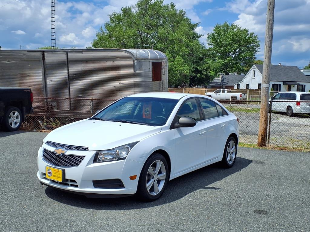 photo of 2011 Chevrolet Cruze 