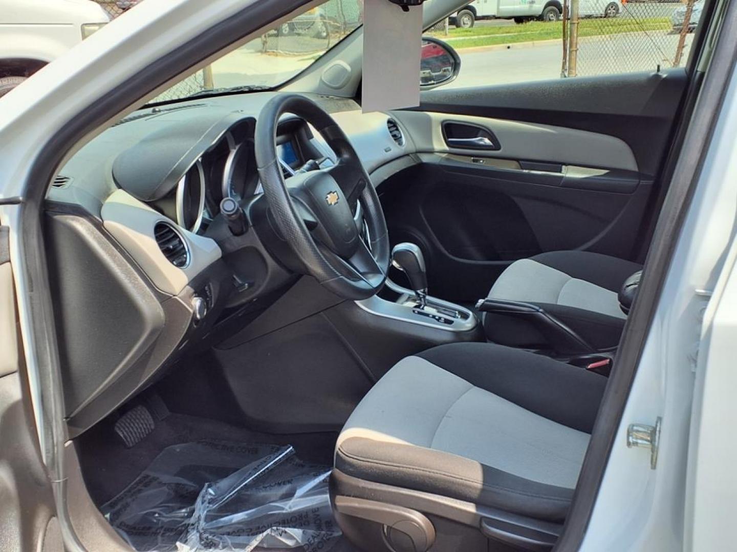 2011 White Chevrolet Cruze LS (1G1PC5SH7B7) with an 1.8L 4 Cylinder Sequential-Port F.I. engine, 4CYL transmission, located at 50 Eastern Blvd., Essex, MD, 21221, (410) 686-3444, 39.304367, -76.484947 - Photo#9