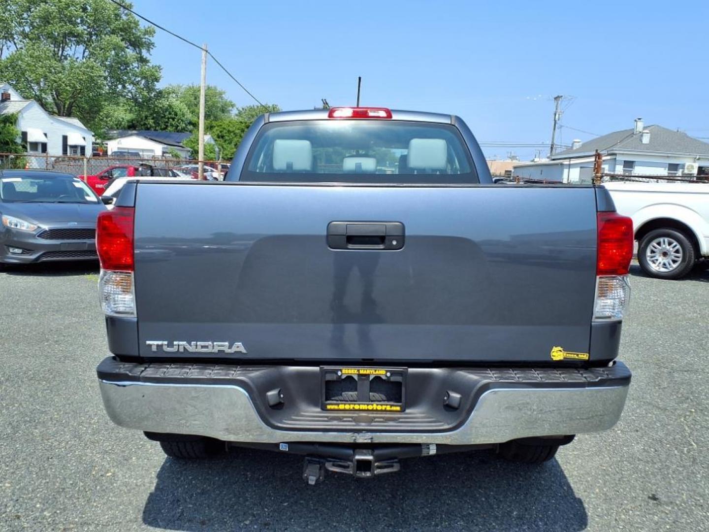 2010 Blue Toyota Tundra (5TFRU5F18AX) with an 4.0L 6 Cylinder Sequential Fuel Injection engine, Automatic transmission, located at 50 Eastern Blvd., Essex, MD, 21221, (410) 686-3444, 39.304367, -76.484947 - Photo#3