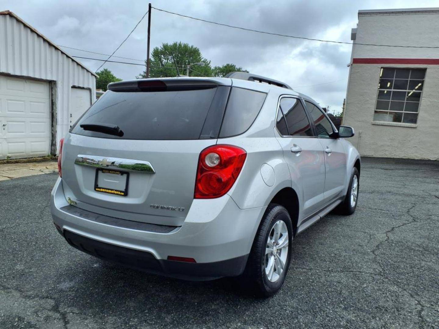 2015 Silver Chevrolet Equinox LT (2GNALBEK2F6) with an 2.4L 2.4L I4 182hp 172ft. lbs. Fuel Injected engine, 6-Speed Shiftable Automatic transmission, located at 50 Eastern Blvd., Essex, MD, 21221, (410) 686-3444, 39.304367, -76.484947 - Photo#2