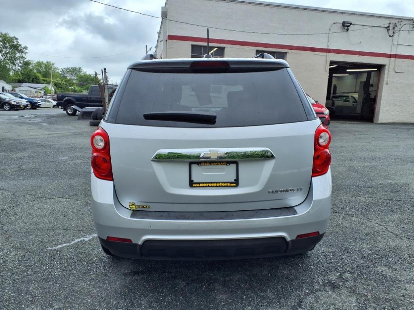 2015 Silver Chevrolet Equinox LT (2GNALBEK2F6) with an 2.4L 2.4L I4 182hp 172ft. lbs. Fuel Injected engine, 6-Speed Shiftable Automatic transmission, located at 50 Eastern Blvd., Essex, MD, 21221, (410) 686-3444, 39.304367, -76.484947 - Photo#3