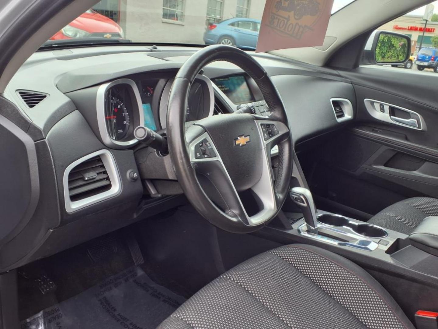 2015 Silver Chevrolet Equinox LT (2GNALBEK2F6) with an 2.4L 2.4L I4 182hp 172ft. lbs. Fuel Injected engine, 6-Speed Shiftable Automatic transmission, located at 50 Eastern Blvd., Essex, MD, 21221, (410) 686-3444, 39.304367, -76.484947 - Photo#9