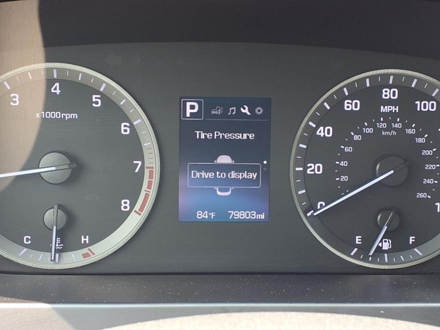 2015 Phantom Black Hyundai SONATA Limited (5NPE34AF1FH) with an 2.4L 2.4L I4 185hp 178ft. lbs. Fuel Injected engine, 6-Speed Shiftable Automatic transmission, located at 50 Eastern Blvd., Essex, MD, 21221, (410) 686-3444, 39.304367, -76.484947 - Photo#22