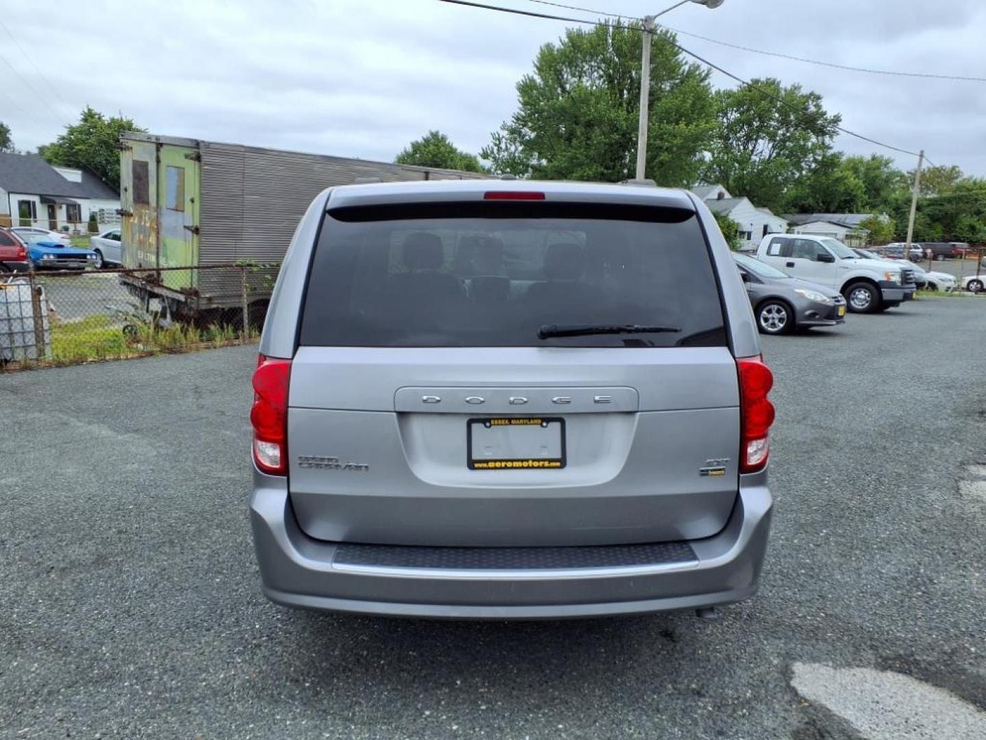 2017 Billet Clear Coat Dodge Grand Caravan SXT (2C4RDGCG7HR) with an 3.6L 6 Cylinder Sequential-Port F.I. engine, Automatic transmission, located at 50 Eastern Blvd., Essex, MD, 21221, (410) 686-3444, 39.304367, -76.484947 - Photo#2