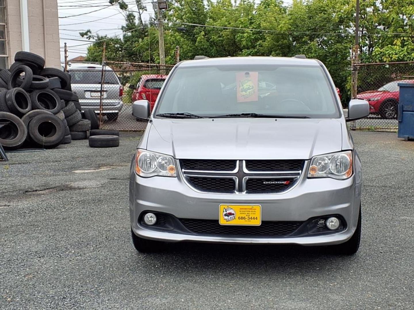 2017 Billet Clear Coat Dodge Grand Caravan SXT (2C4RDGCG7HR) with an 3.6L 6 Cylinder Sequential-Port F.I. engine, Automatic transmission, located at 50 Eastern Blvd., Essex, MD, 21221, (410) 686-3444, 39.304367, -76.484947 - Photo#7