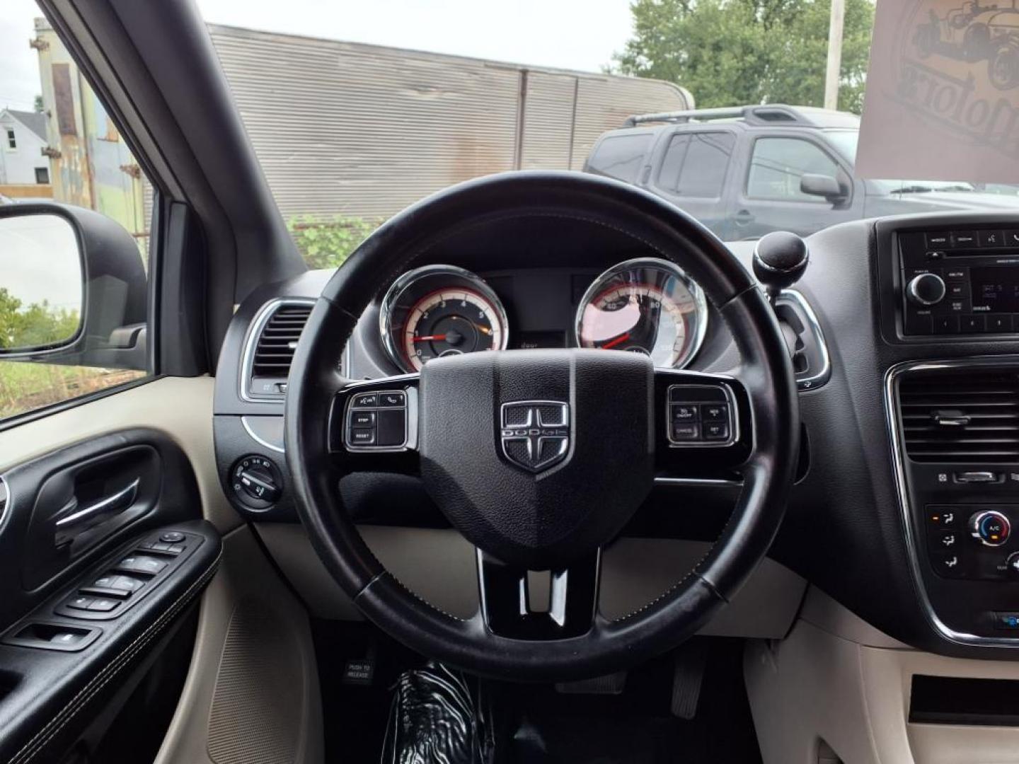 2017 Billet Clear Coat Dodge Grand Caravan SXT (2C4RDGCG7HR) with an 3.6L 6 Cylinder Sequential-Port F.I. engine, Automatic transmission, located at 50 Eastern Blvd., Essex, MD, 21221, (410) 686-3444, 39.304367, -76.484947 - Photo#14