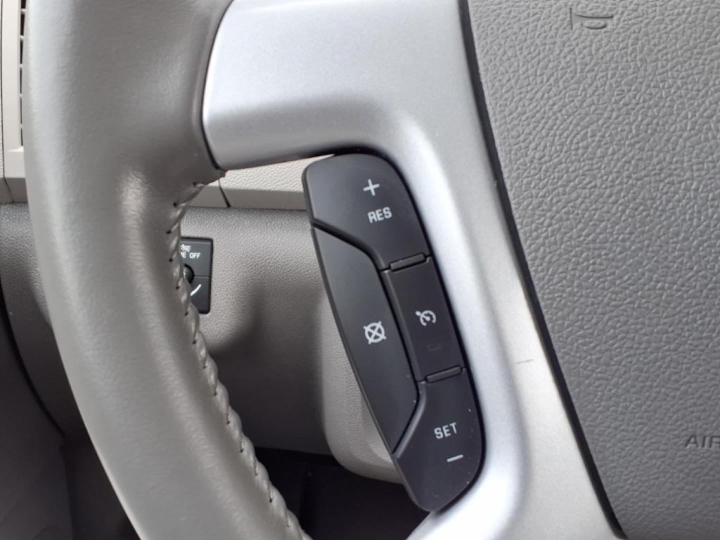 2012 White Chevrolet Traverse LS (1GNKVFED0CJ) with an 3.6L 3.6L V6 281hp 266ft. lbs. Fuel Injected engine, 6-Speed Shiftable Automatic transmission, located at 50 Eastern Blvd., Essex, MD, 21221, (410) 686-3444, 39.304367, -76.484947 - Photo#19