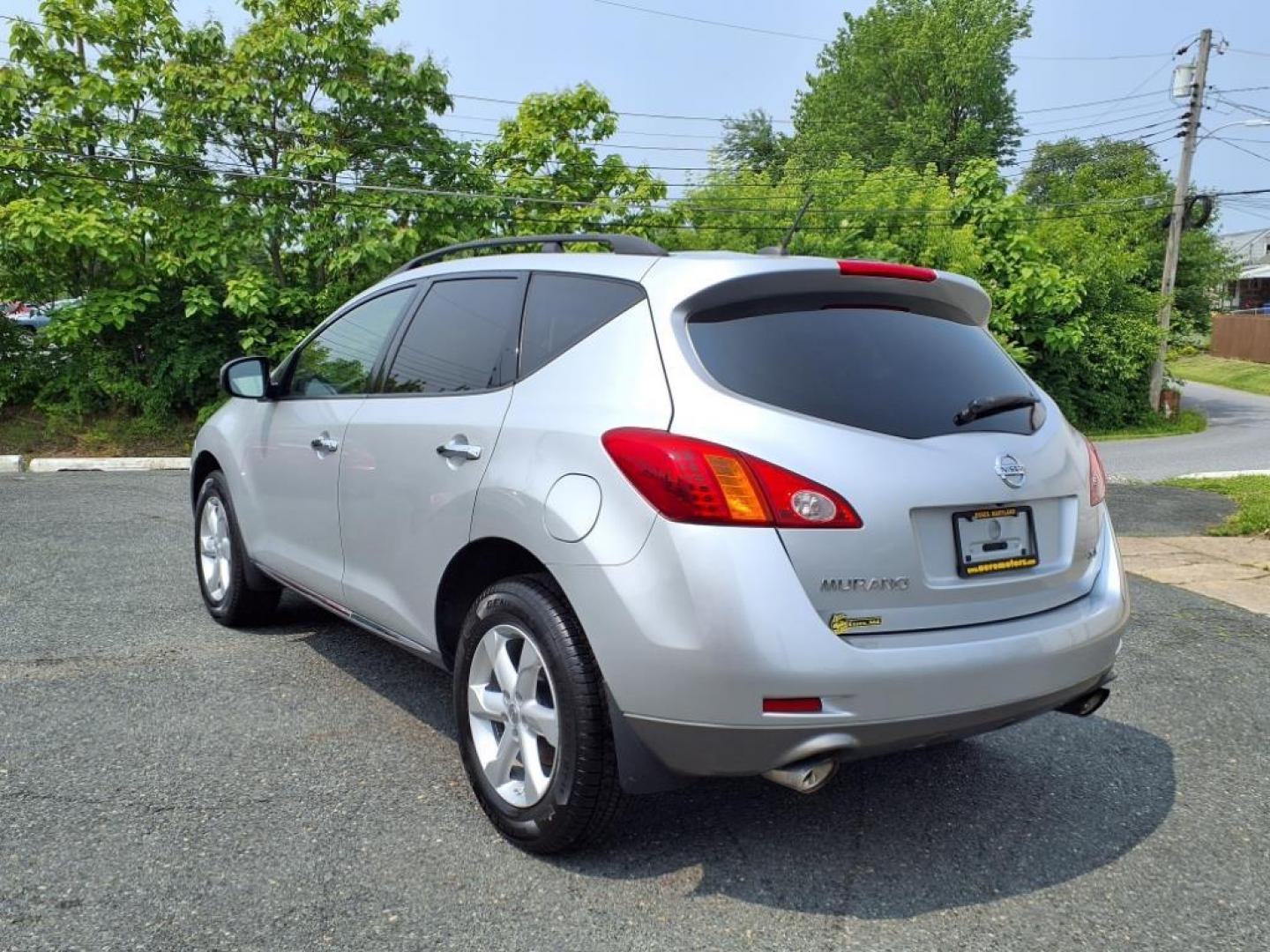 2009 Brilliant Silver Metallic Nissan Murano SL (JN8AZ18U79W) with an 3.5L 3.5L V6 265hp 248ft. lbs. Fuel Injected engine, CVT transmission, located at 50 Eastern Blvd., Essex, MD, 21221, (410) 686-3444, 39.304367, -76.484947 - Photo#2