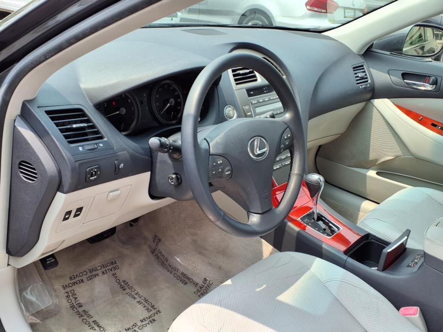 2008 Smoky Granite Mica Lexus ES 350 Base (JTHBJ46G982) with an 3.5L 3.5L V6 272hp 254ft. lbs. Fuel Injected engine, 6-Speed Automatic w/Sequential Shift Mode transmission, located at 50 Eastern Blvd., Essex, MD, 21221, (410) 686-3444, 39.304367, -76.484947 - Photo#5