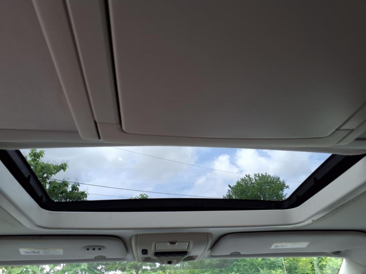 2008 Modern Blue Pearlcoat Dodge Grand Caravan SXT (2D8HN54P78R) with an 3.8L 3.8L V6 197hp 230ft. lbs. Sequential-Port F.I. engine, 6-Speed Shiftable Automatic transmission, located at 50 Eastern Blvd., Essex, MD, 21221, (410) 686-3444, 39.304367, -76.484947 - Photo#16