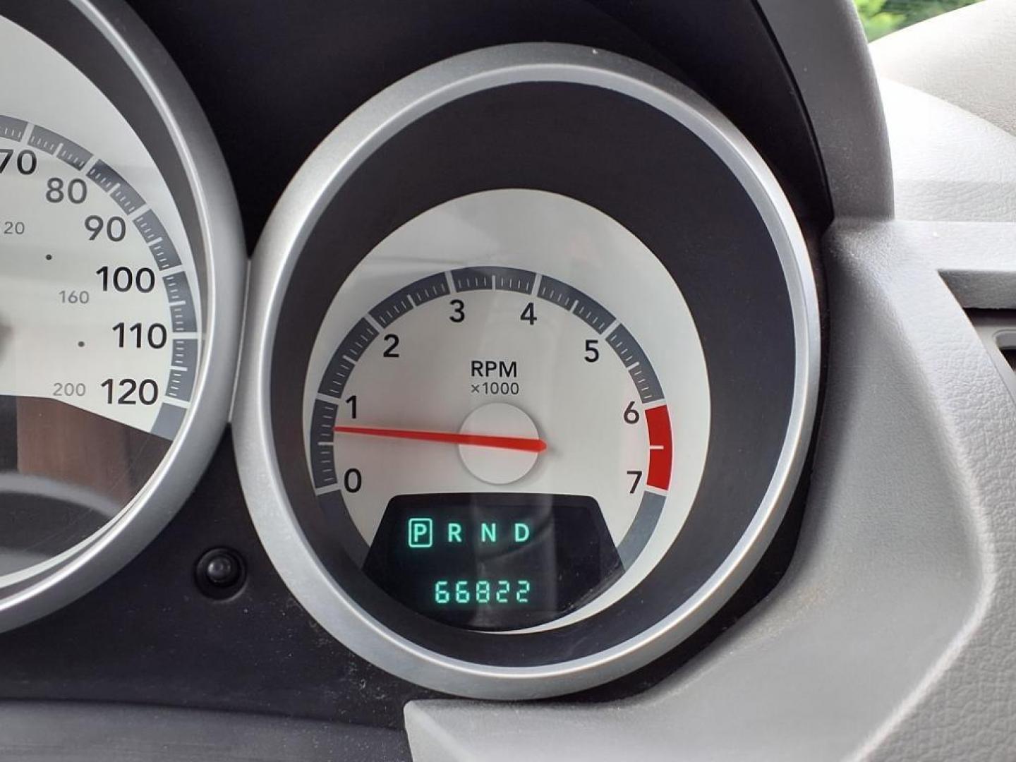 2008 Modern Blue Pearlcoat Dodge Grand Caravan SXT (2D8HN54P78R) with an 3.8L 3.8L V6 197hp 230ft. lbs. Sequential-Port F.I. engine, 6-Speed Shiftable Automatic transmission, located at 50 Eastern Blvd., Essex, MD, 21221, (410) 686-3444, 39.304367, -76.484947 - Photo#18
