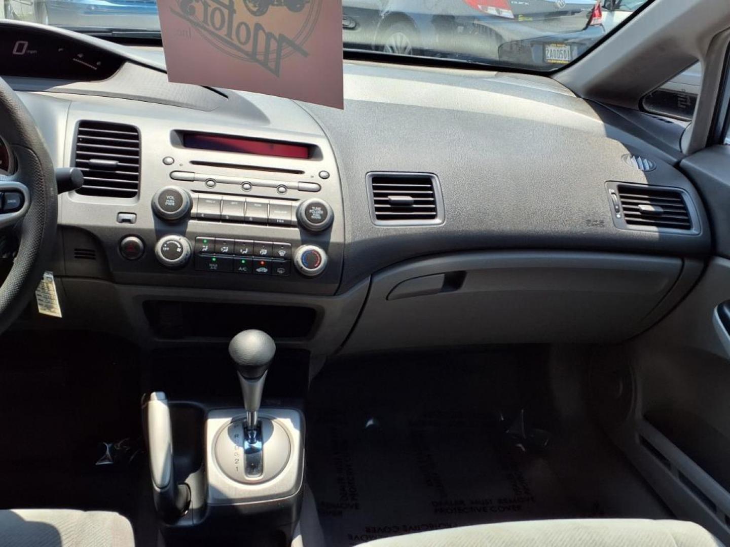 2011 Blue Honda Civic (2HGFA1F5XBH) with an 1.8L 4 Cylinder Fuel Injected engine, 4CYL AT transmission, located at 50 Eastern Blvd., Essex, MD, 21221, (410) 686-3444, 39.304367, -76.484947 - Photo#15