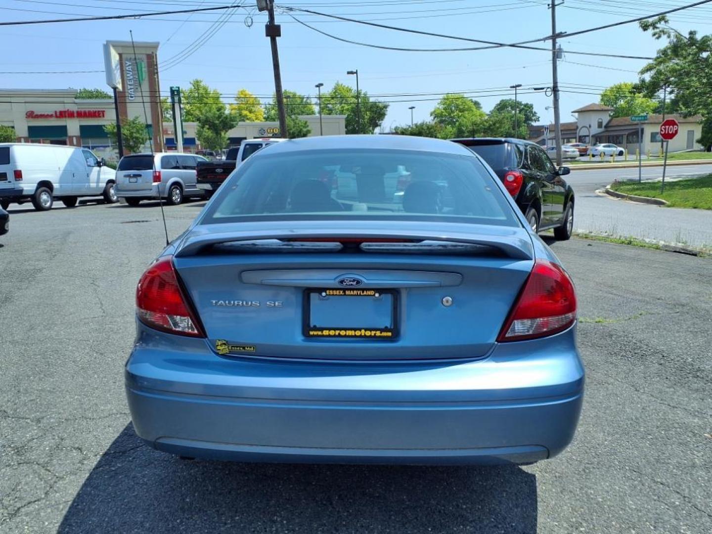 2005 Blue Ford Taurus SE (1FAHP53285A) with an 3.0L 6 Cylinder Fuel Injected engine, Automatic transmission, located at 50 Eastern Blvd., Essex, MD, 21221, (410) 686-3444, 39.304367, -76.484947 - Photo#3