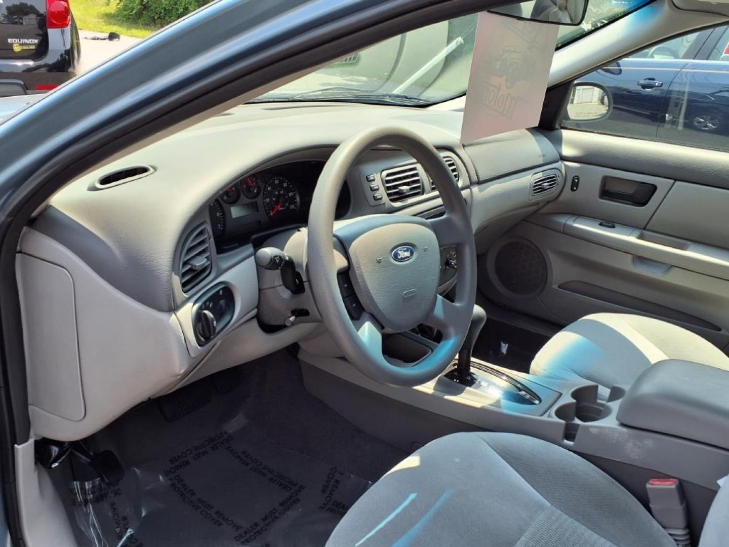 2005 Blue Ford Taurus SE (1FAHP53285A) with an 3.0L 6 Cylinder Fuel Injected engine, Automatic transmission, located at 50 Eastern Blvd., Essex, MD, 21221, (410) 686-3444, 39.304367, -76.484947 - Photo#10