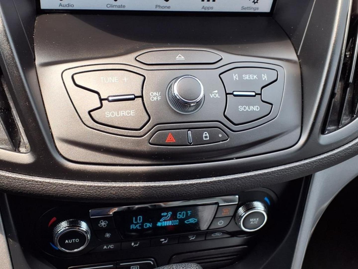2016 Deep Impact Blue Ford Escape SE (1FMCU0GX7GU) with an 1.6L EcoBoost 1.6L Turbo I4 178hp 184ft. lbs. Turbocharged engine, 6-Speed Shiftable Automatic transmission, located at 50 Eastern Blvd., Essex, MD, 21221, (410) 686-3444, 39.304367, -76.484947 - Photo#19