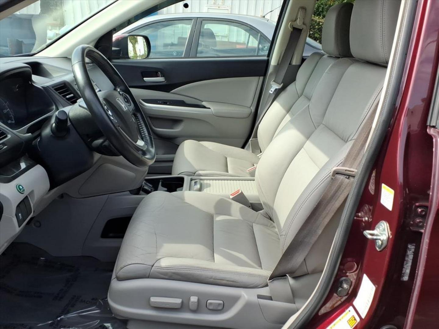 2013 Basque Red Pearl Ii Honda CR-V EX-L (5J6RM4H73DL) with an 2.4L 2.4L I4 185hp 163ft. lbs. Sequential-Port F.I. engine, 5-Speed Automatic transmission, located at 50 Eastern Blvd., Essex, MD, 21221, (410) 686-3444, 39.304367, -76.484947 - Photo#12