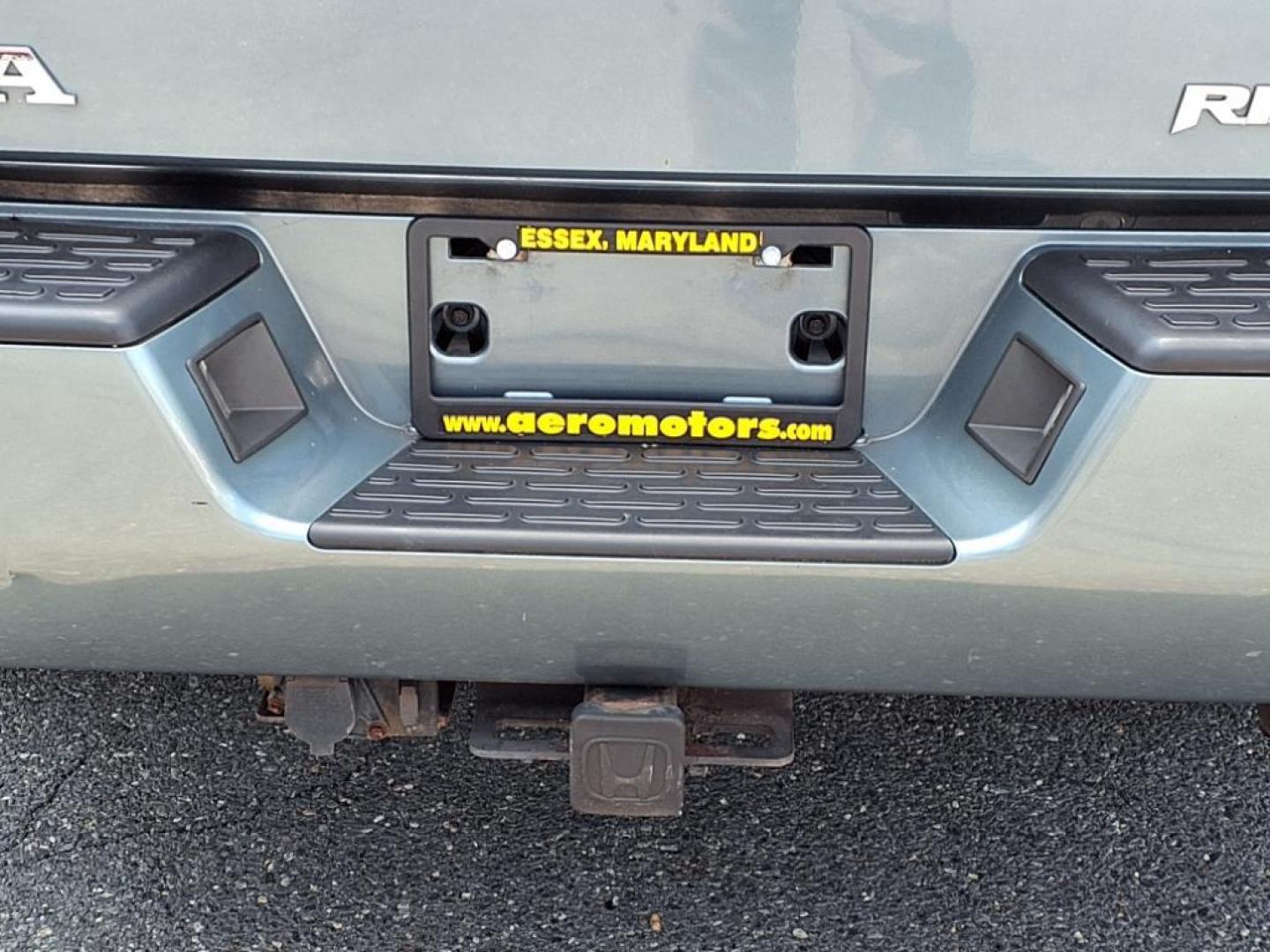 2008 Steel Blue Metallic Honda Ridgeline RTL (2HJYK16568H) with an 3.5L 3.5L V6 247hp 245ft. lbs. Sequential-Port F.I. engine, 5-Speed Automatic transmission, located at 50 Eastern Blvd., Essex, MD, 21221, (410) 686-3444, 39.304367, -76.484947 - Photo#4