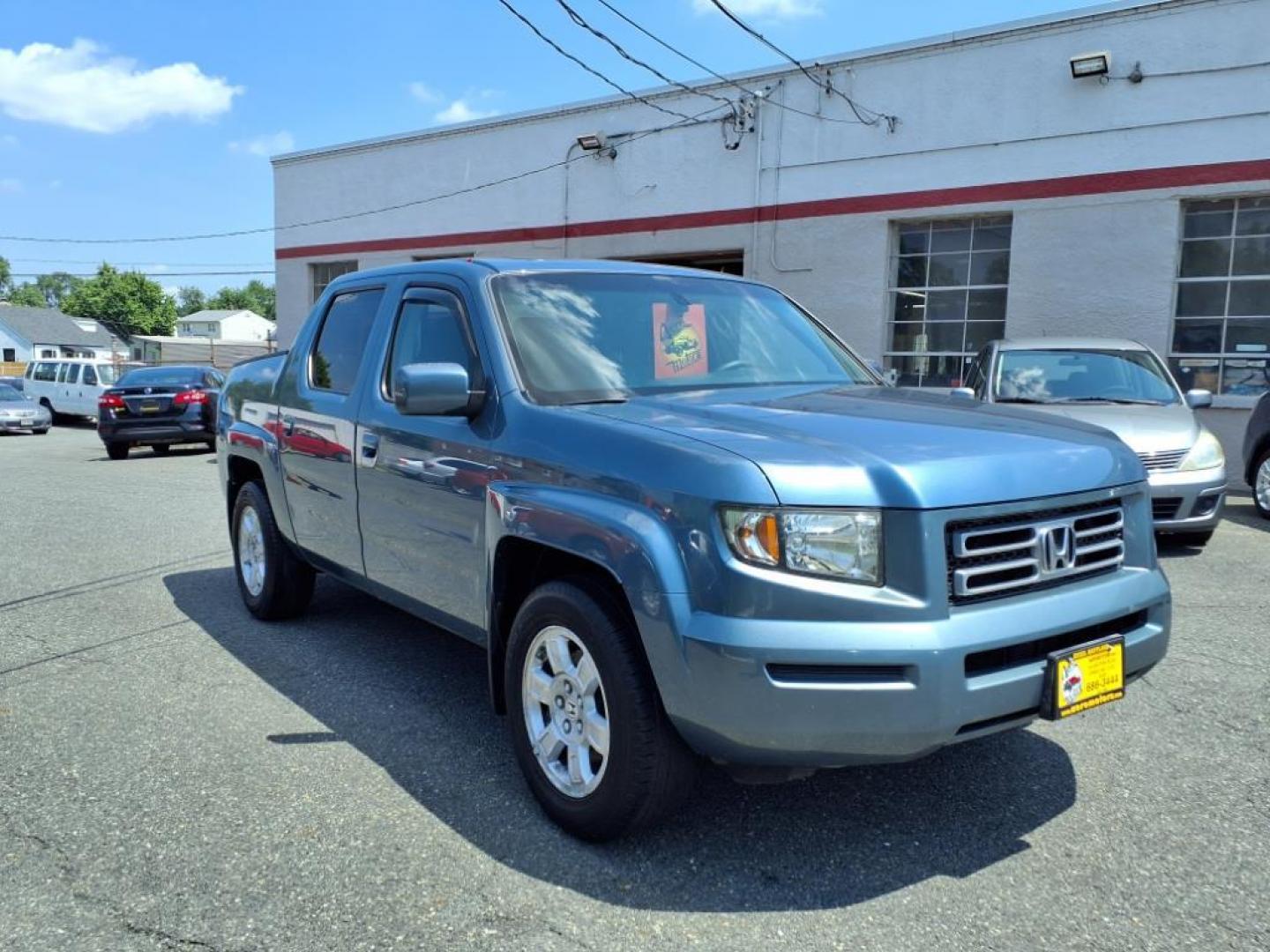 2008 Steel Blue Metallic Honda Ridgeline RTL (2HJYK16568H) with an 3.5L 3.5L V6 247hp 245ft. lbs. Sequential-Port F.I. engine, 5-Speed Automatic transmission, located at 50 Eastern Blvd., Essex, MD, 21221, (410) 686-3444, 39.304367, -76.484947 - Photo#5