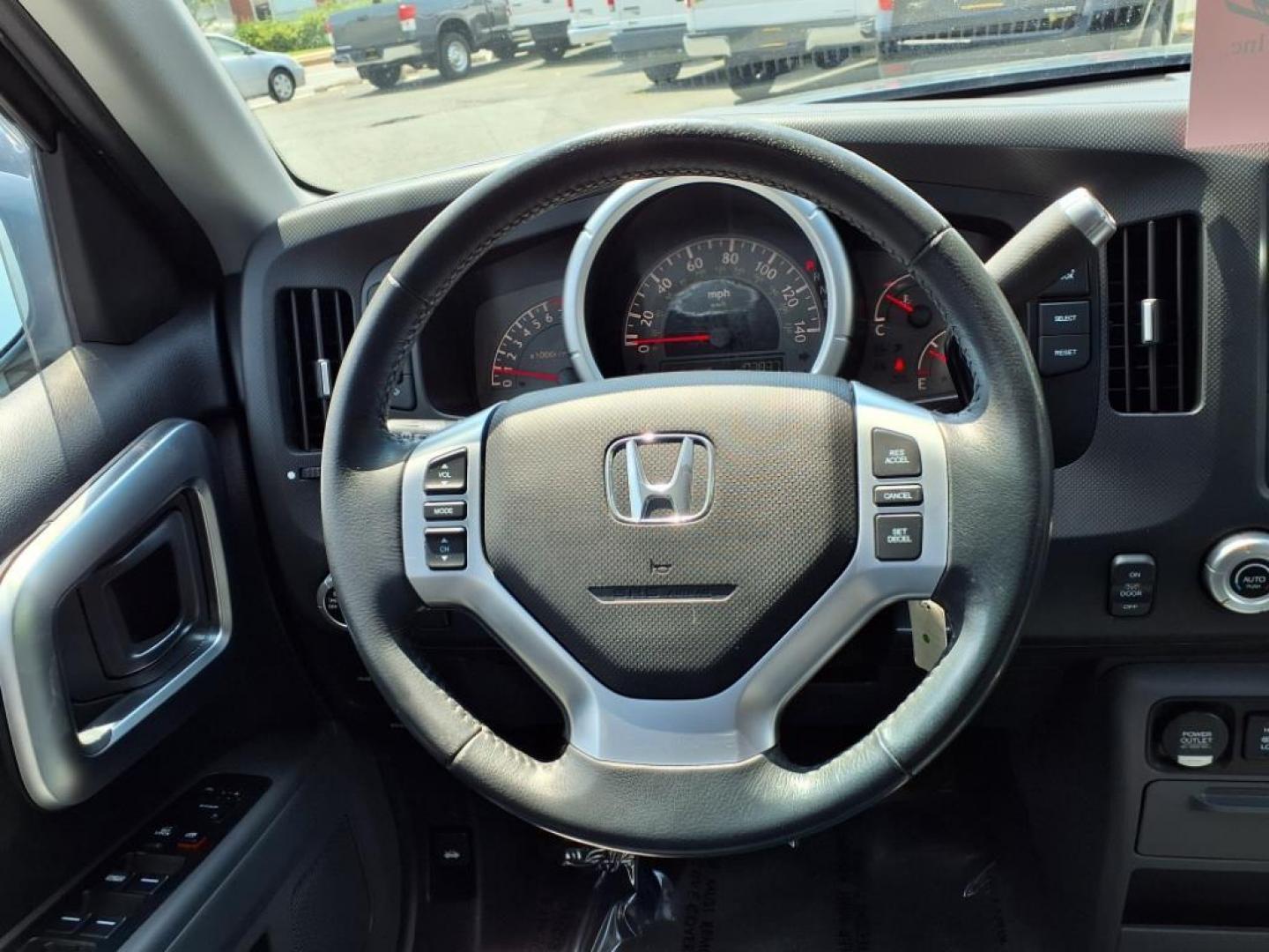 2008 Steel Blue Metallic Honda Ridgeline RTL (2HJYK16568H) with an 3.5L 3.5L V6 247hp 245ft. lbs. Sequential-Port F.I. engine, 5-Speed Automatic transmission, located at 50 Eastern Blvd., Essex, MD, 21221, (410) 686-3444, 39.304367, -76.484947 - Photo#12