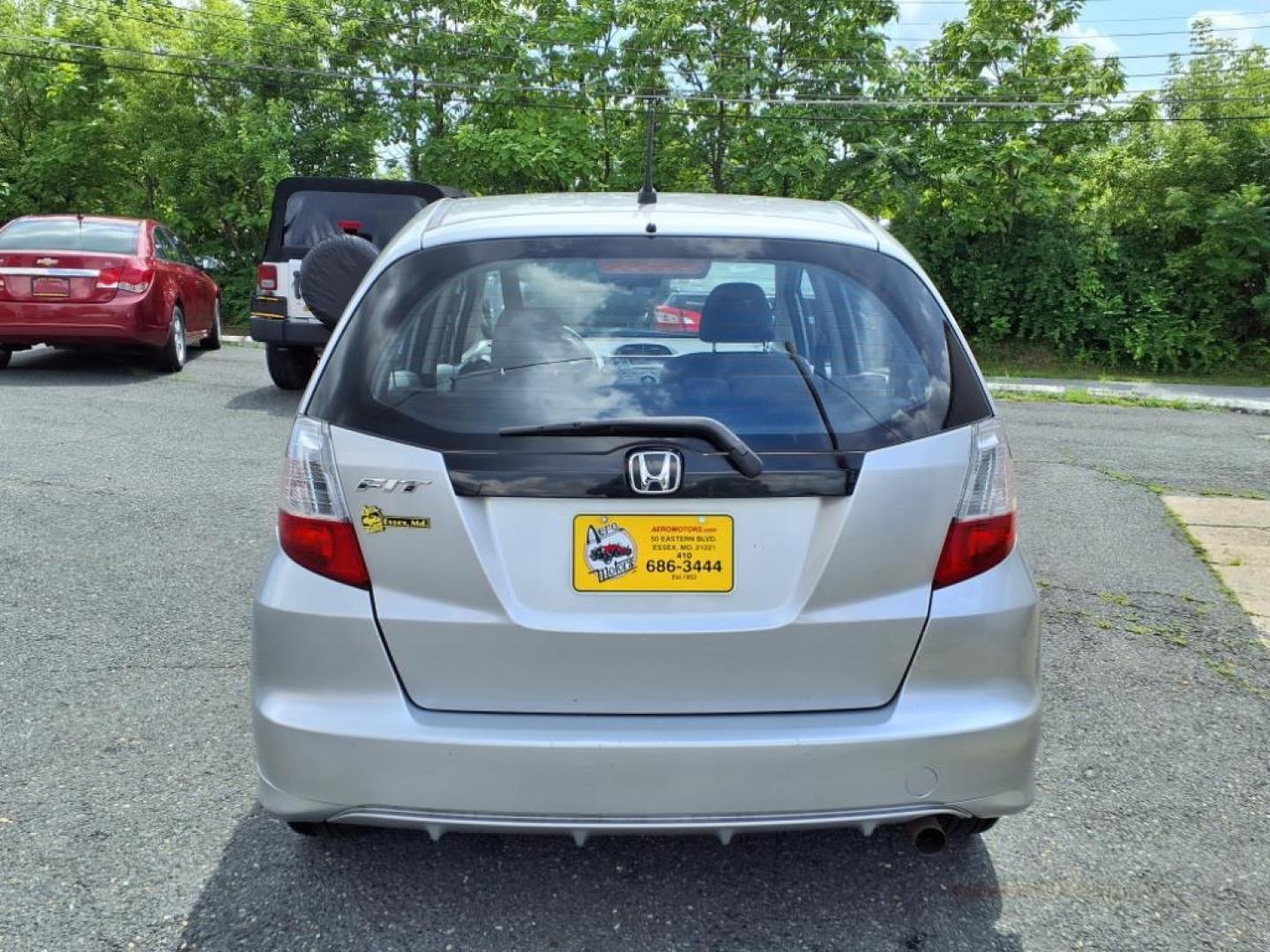2012 Alabaster Silver Metallic Honda Fit Base (JHMGE8H37CC) with an 1.5L 1.5L I4 117hp 106ft. lbs. Sequential-Port F.I. engine, 5-Speed Automatic transmission, located at 50 Eastern Blvd., Essex, MD, 21221, (410) 686-3444, 39.304367, -76.484947 - Photo#3
