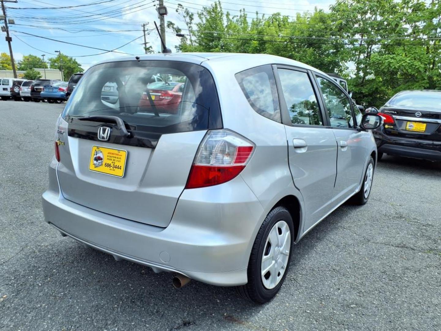 2012 Alabaster Silver Metallic Honda Fit Base (JHMGE8H37CC) with an 1.5L 1.5L I4 117hp 106ft. lbs. Sequential-Port F.I. engine, 5-Speed Automatic transmission, located at 50 Eastern Blvd., Essex, MD, 21221, (410) 686-3444, 39.304367, -76.484947 - Photo#5