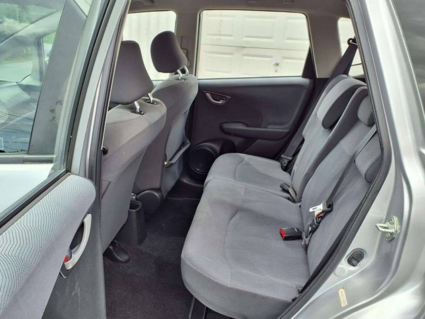 2012 Alabaster Silver Metallic Honda Fit Base (JHMGE8H37CC) with an 1.5L 1.5L I4 117hp 106ft. lbs. Sequential-Port F.I. engine, 5-Speed Automatic transmission, located at 50 Eastern Blvd., Essex, MD, 21221, (410) 686-3444, 39.304367, -76.484947 - Photo#13