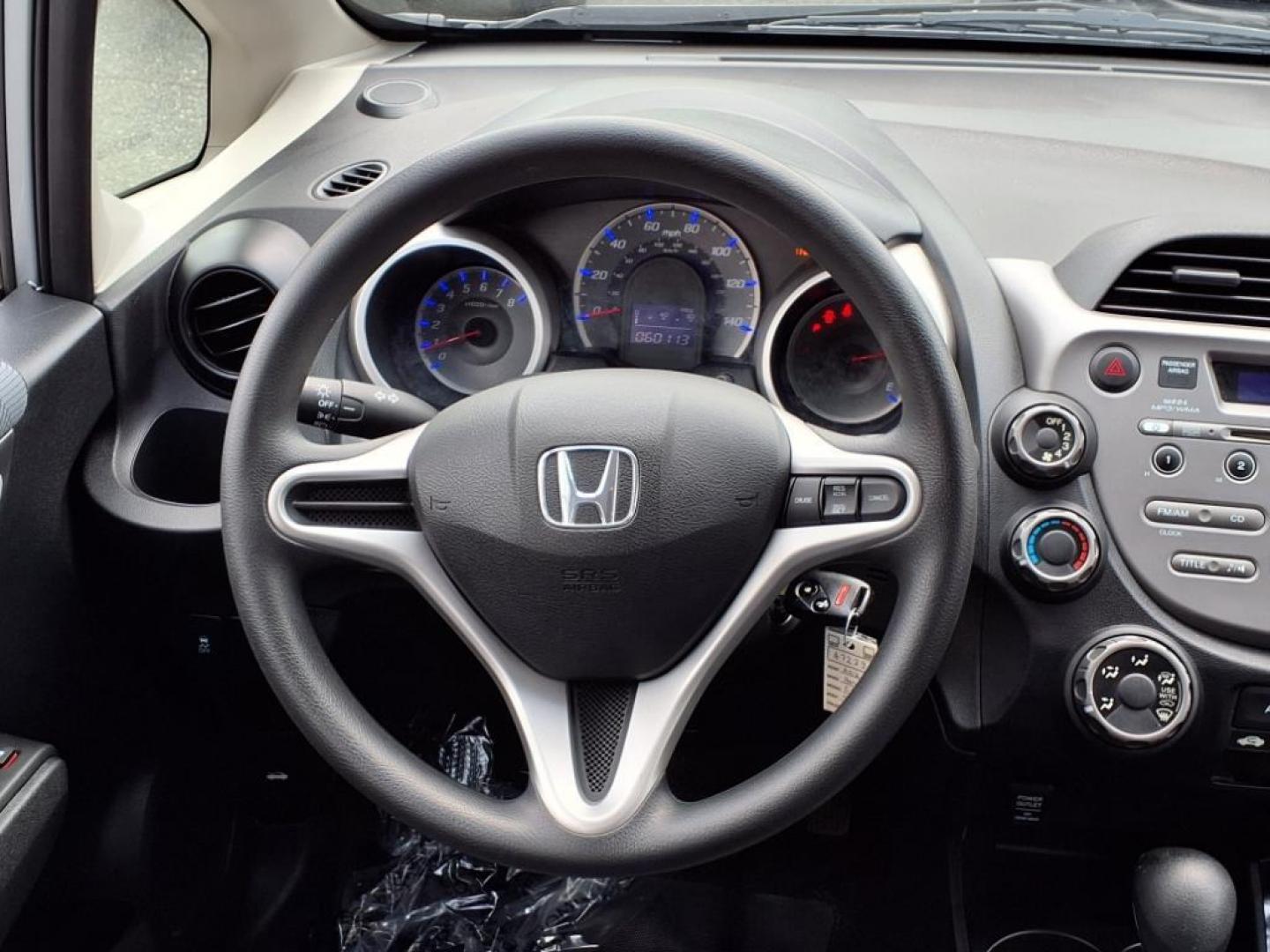 2012 Alabaster Silver Metallic Honda Fit Base (JHMGE8H37CC) with an 1.5L 1.5L I4 117hp 106ft. lbs. Sequential-Port F.I. engine, 5-Speed Automatic transmission, located at 50 Eastern Blvd., Essex, MD, 21221, (410) 686-3444, 39.304367, -76.484947 - Photo#14