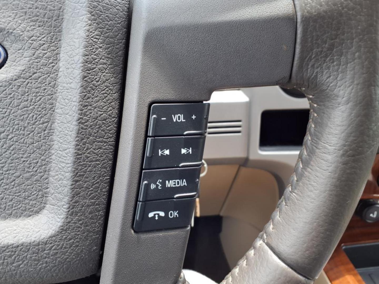 2010 Oxford White Ford F-150 Lariat (1FTFW1CV8AF) with an 5.4L Triton 5.4L Flex Fuel V8 320hp 390ft. lbs. Sequential-Port F.I. engine, 6-Speed Automatic transmission, located at 50 Eastern Blvd., Essex, MD, 21221, (410) 686-3444, 39.304367, -76.484947 - Photo#18