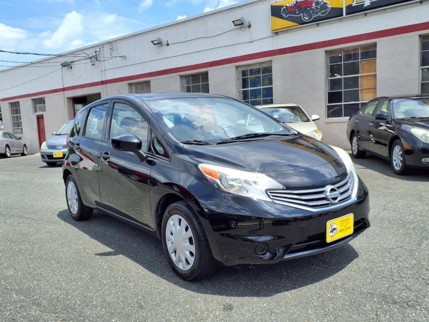 2016 Super Black Nissan Versa Note SV (3N1CE2CP7GL) with an 1.6L 1.6L I4 109hp 107ft. lbs. Sequential-Port F.I. engine, CVT transmission, located at 50 Eastern Blvd., Essex, MD, 21221, (410) 686-3444, 39.304367, -76.484947 - Photo#7