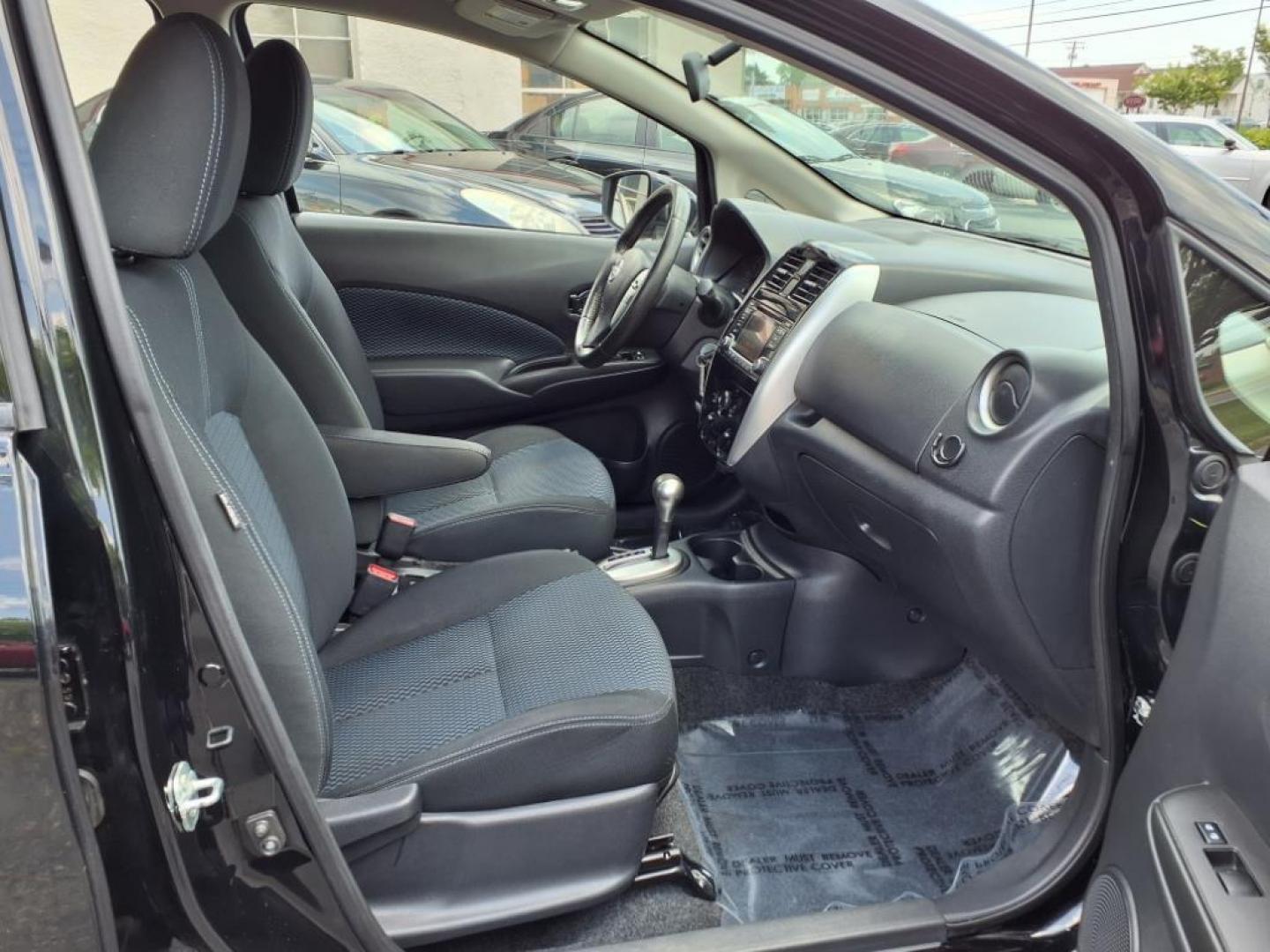 2016 Super Black Nissan Versa Note SV (3N1CE2CP7GL) with an 1.6L 1.6L I4 109hp 107ft. lbs. Sequential-Port F.I. engine, CVT transmission, located at 50 Eastern Blvd., Essex, MD, 21221, (410) 686-3444, 39.304367, -76.484947 - Photo#16