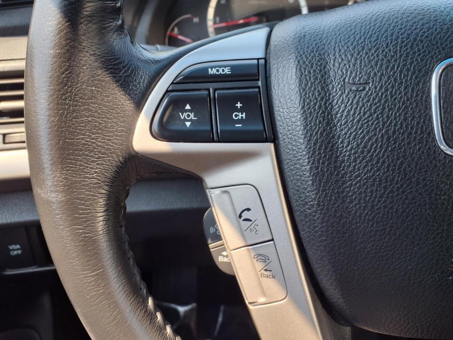 2009 Mystic Green Metallic Honda Accord EX-L V6 w/Navi (1HGCP368X9A) with an 3.5L 3.5L V6 271hp 254ft. lbs. Sequential-Port F.I. engine, 5-Speed Automatic transmission, located at 50 Eastern Blvd., Essex, MD, 21221, (410) 686-3444, 39.304367, -76.484947 - Photo#20