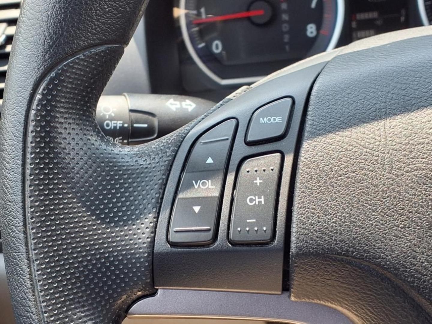 2008 Glacier Blue Metallic Honda CR-V EX (5J6RE48538L) with an 2.4L 2.4L I4 166hp 161ft. lbs. Sequential-Port F.I. engine, 5-Speed Automatic transmission, located at 50 Eastern Blvd., Essex, MD, 21221, (410) 686-3444, 39.304367, -76.484947 - Photo#20