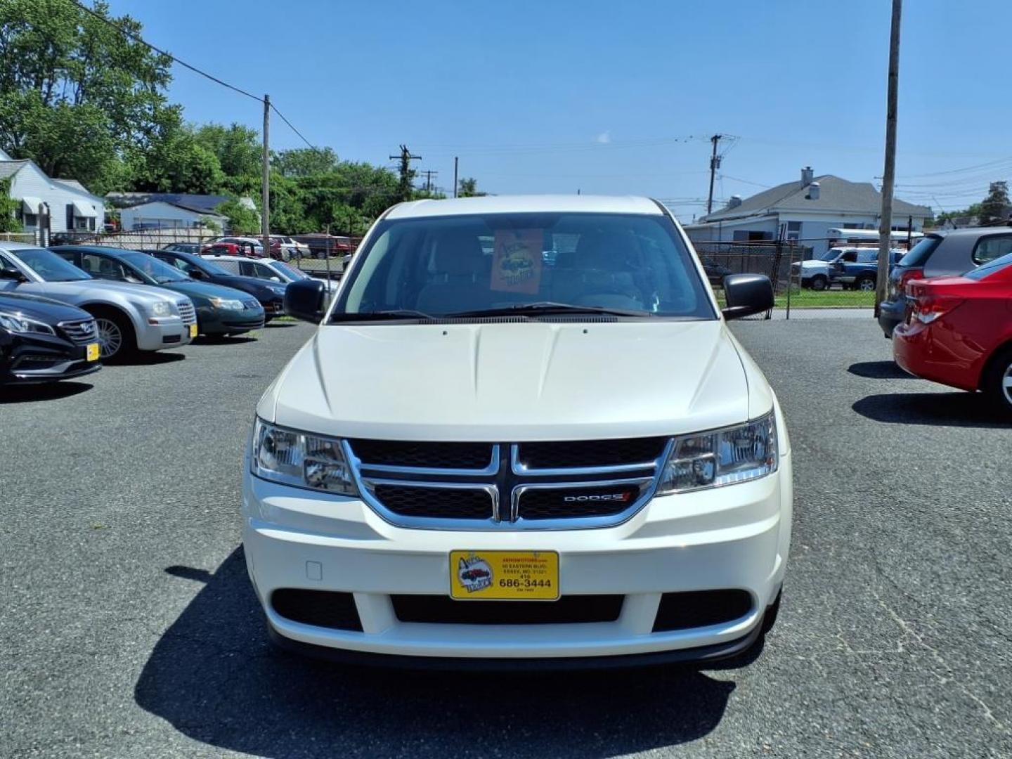 2013 Pearl White Tri-Coat Dodge Journey SE (3C4PDCAB1DT) with an 2.4L 2.4L I4 173hp 166ft. lbs. Sequential-Port F.I. engine, 4-Speed Shiftable Automatic transmission, located at 50 Eastern Blvd., Essex, MD, 21221, (410) 686-3444, 39.304367, -76.484947 - Photo#8