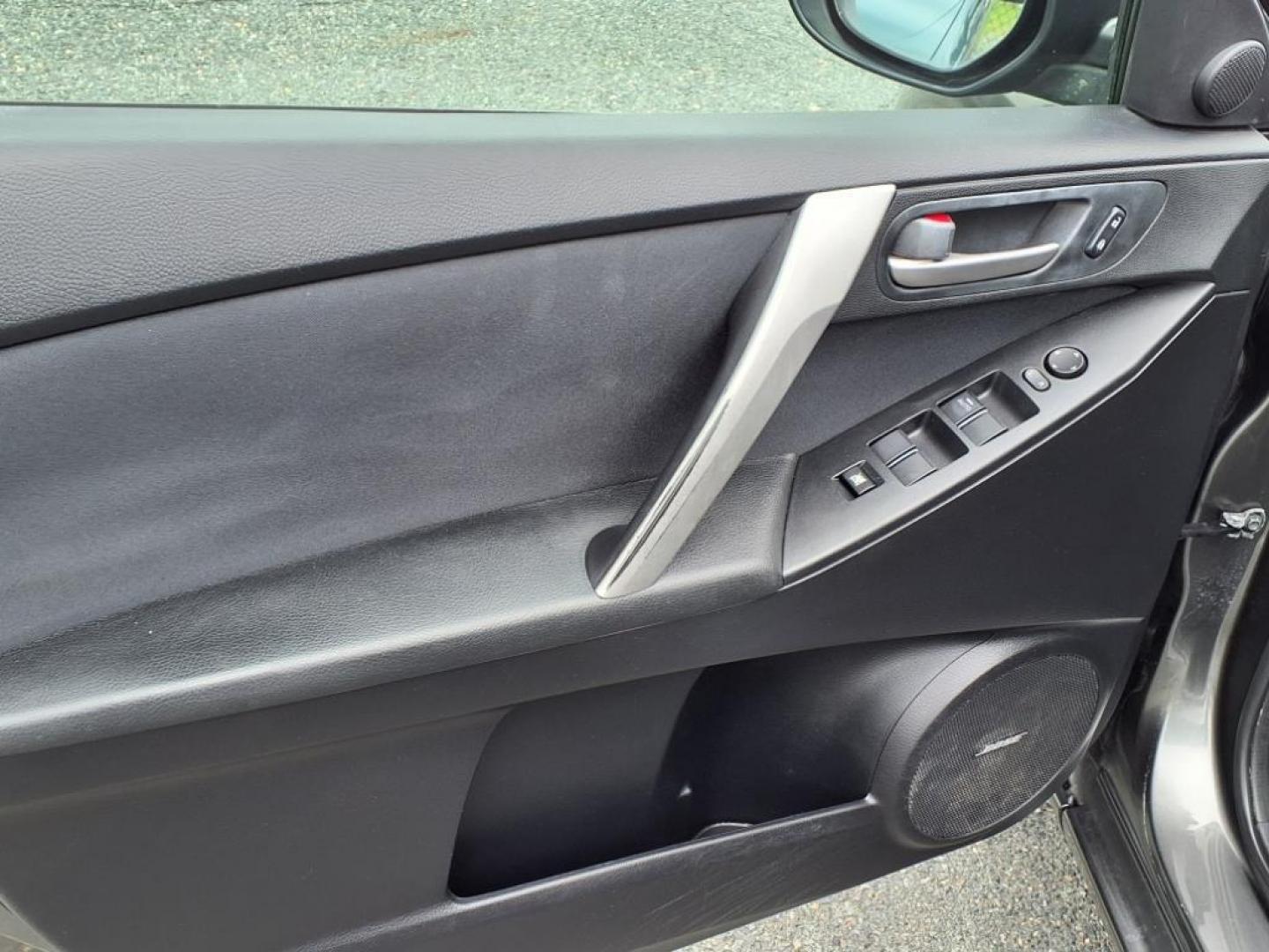 2011 Gray Mazda Mazda3 s Sport (JM1BL1U66B1) with an 2.5L 2.5L I4 165hp 167ft. lbs. PZEV Sequential-Port F.I. engine, 5-Speed Automatic with Sportshift Manual 5A transmission, located at 50 Eastern Blvd., Essex, MD, 21221, (410) 686-3444, 39.304367, -76.484947 - Photo#9