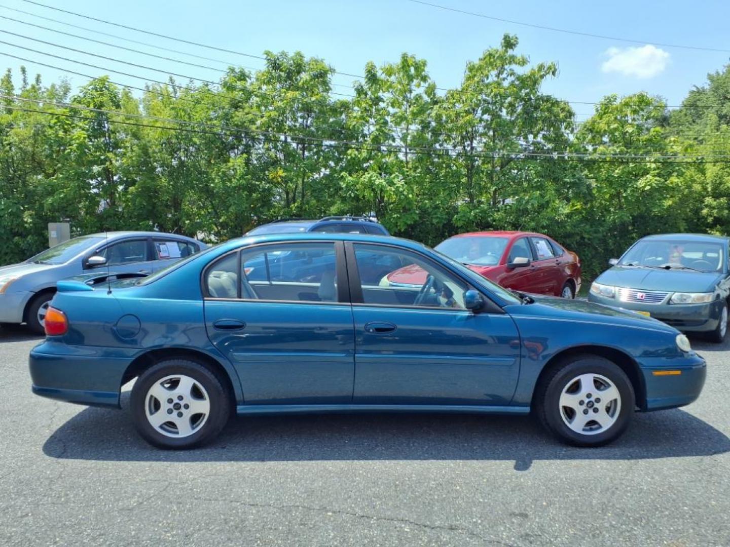 2003 Blue Chevrolet Malibu LS (1G1NE52J03M) with an 3.1L 6 Cylinder Fuel Injected engine, 4CYL transmission, located at 50 Eastern Blvd., Essex, MD, 21221, (410) 686-3444, 39.304367, -76.484947 - Photo#5
