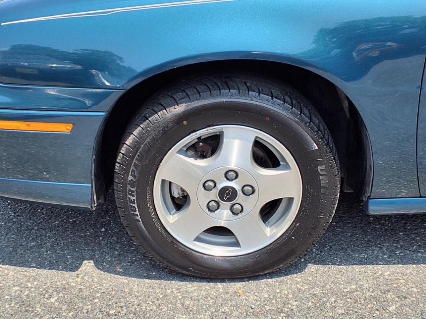 2003 Blue Chevrolet Malibu LS (1G1NE52J03M) with an 3.1L 6 Cylinder Fuel Injected engine, 4CYL transmission, located at 50 Eastern Blvd., Essex, MD, 21221, (410) 686-3444, 39.304367, -76.484947 - Photo#8