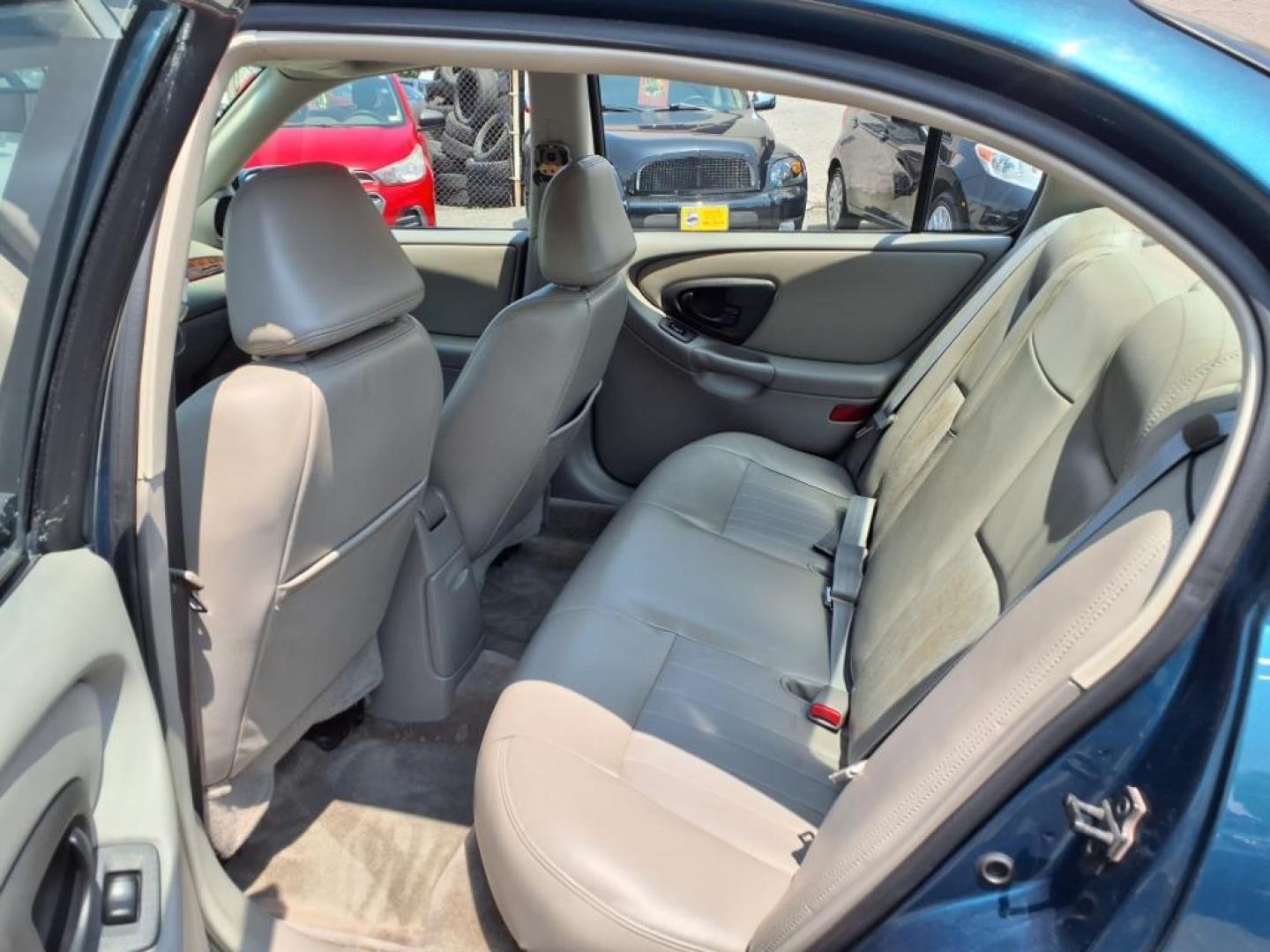 2003 Blue Chevrolet Malibu LS (1G1NE52J03M) with an 3.1L 6 Cylinder Fuel Injected engine, 4CYL transmission, located at 50 Eastern Blvd., Essex, MD, 21221, (410) 686-3444, 39.304367, -76.484947 - Photo#12