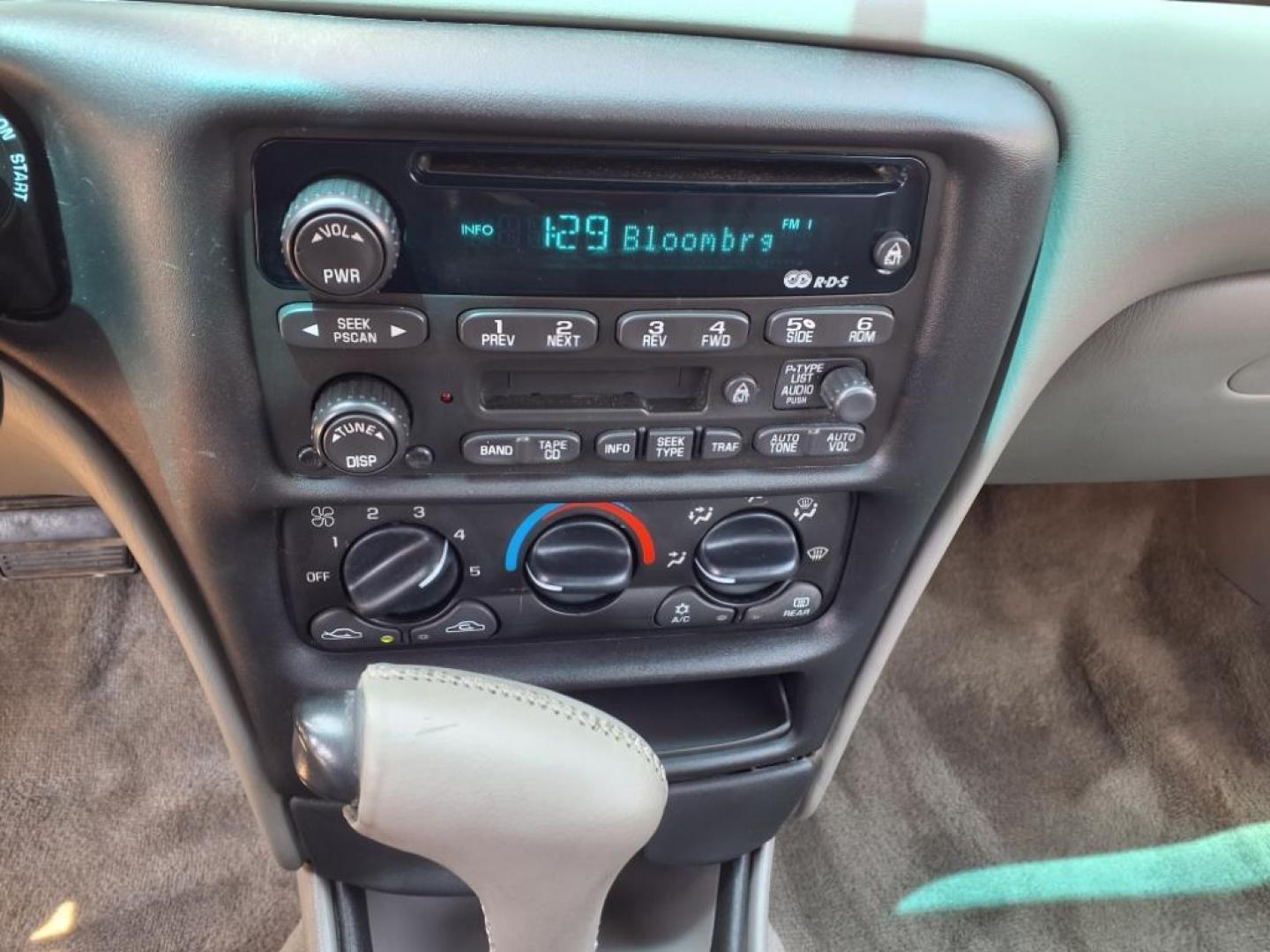 2003 Blue Chevrolet Malibu LS (1G1NE52J03M) with an 3.1L 6 Cylinder Fuel Injected engine, 4CYL transmission, located at 50 Eastern Blvd., Essex, MD, 21221, (410) 686-3444, 39.304367, -76.484947 - Photo#19