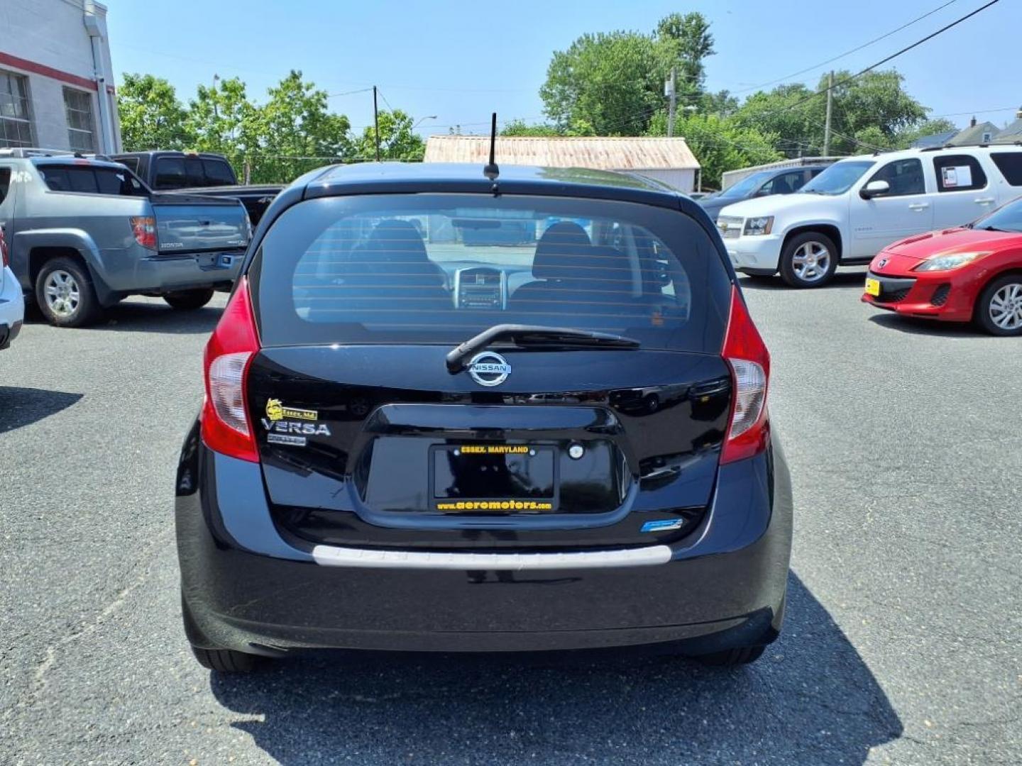 2015 Super Black Nissan Versa Note S Plus (3N1CE2CP1FL) with an 1.6L 4 Cylinder Sequential-Port F.I. engine, 4CYL transmission, located at 50 Eastern Blvd., Essex, MD, 21221, (410) 686-3444, 39.304367, -76.484947 - Photo#3