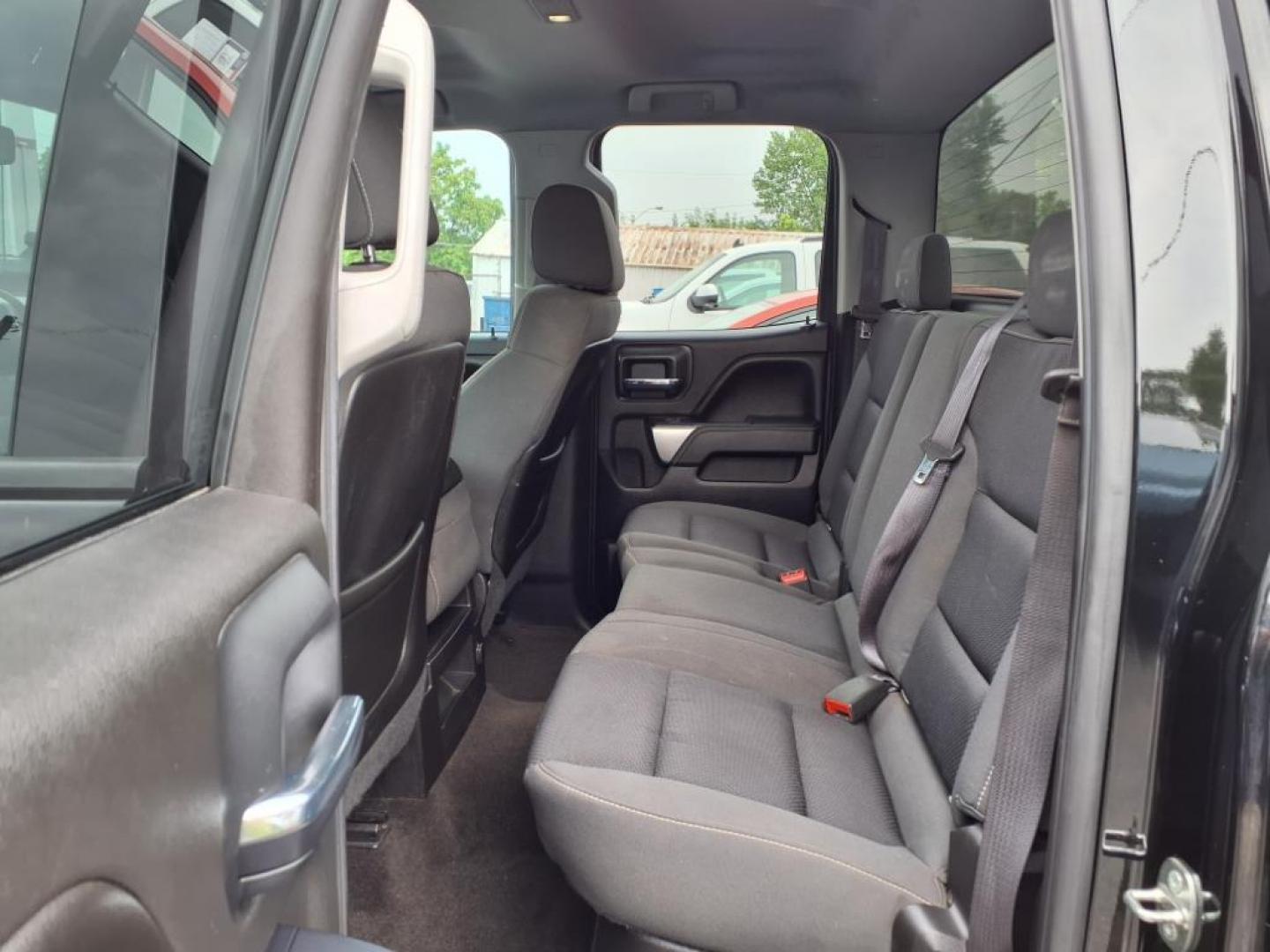 2015 Black Chevrolet Silverado 1500 LT (1GCVKREH6FZ) with an 4.3L EcoTec3 4.3L Flex Fuel V6 285hp 305ft. lbs. Fuel Injected engine, 6-Speed Shiftable Automatic w/Overdrive transmission, located at 50 Eastern Blvd., Essex, MD, 21221, (410) 686-3444, 39.304367, -76.484947 - Photo#13