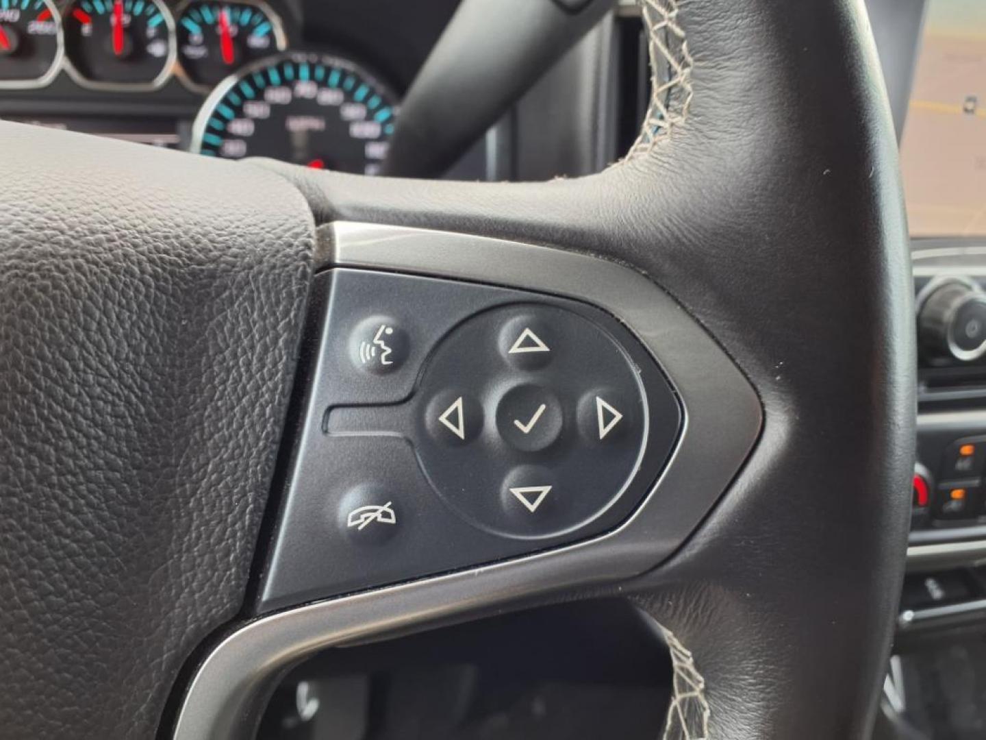 2015 Black Chevrolet Silverado 1500 LT (1GCVKREH6FZ) with an 4.3L EcoTec3 4.3L Flex Fuel V6 285hp 305ft. lbs. Fuel Injected engine, 6-Speed Shiftable Automatic w/Overdrive transmission, located at 50 Eastern Blvd., Essex, MD, 21221, (410) 686-3444, 39.304367, -76.484947 - Photo#21