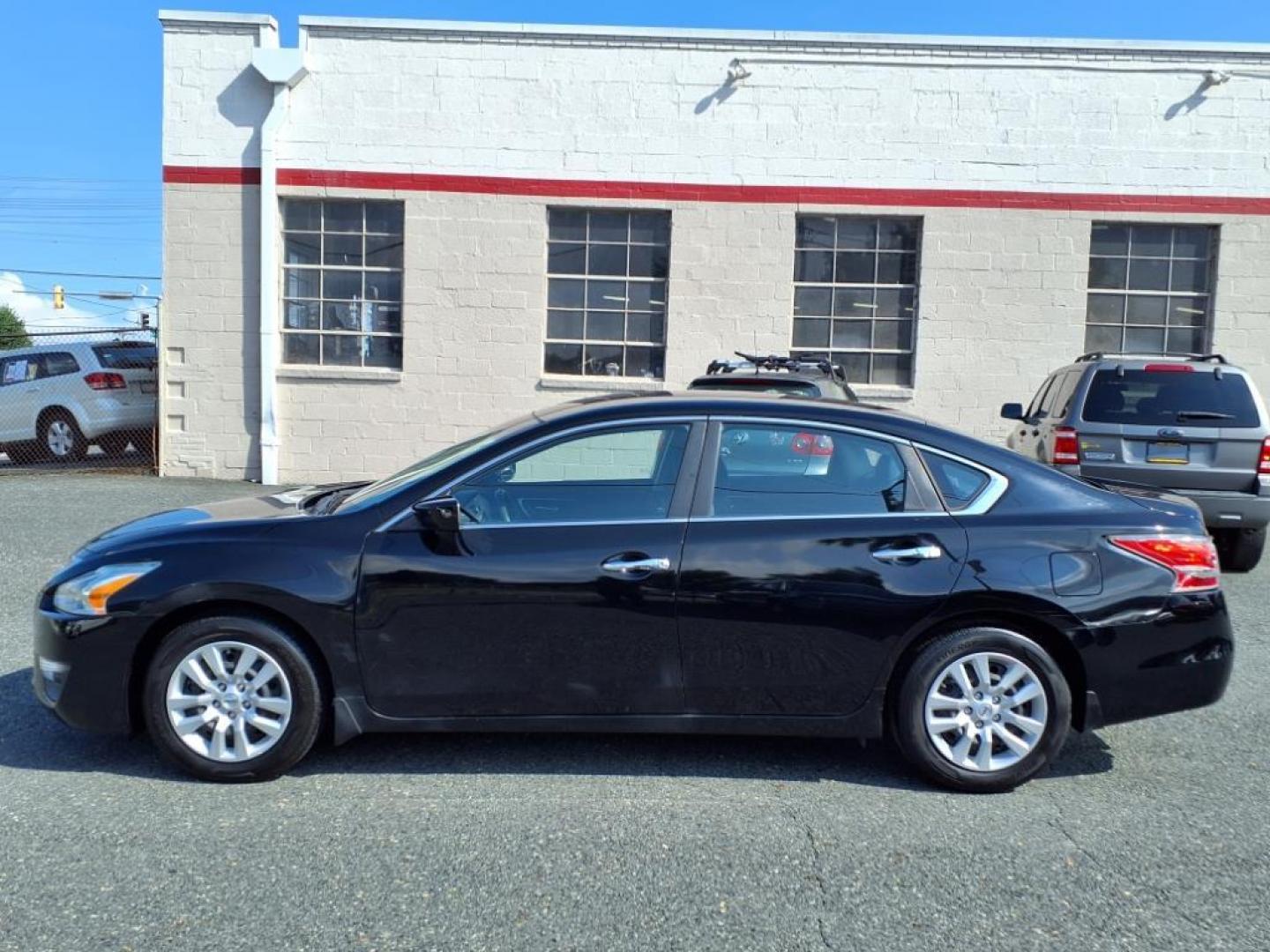 2015 Super Black Nissan Altima 2.5 S (1N4AL3AP0FC) with an 2.5L 2.5L I4 182hp 180ft. lbs. Sequential-Port F.I. engine, CVT transmission, located at 50 Eastern Blvd., Essex, MD, 21221, (410) 686-3444, 39.304367, -76.484947 - Photo#1