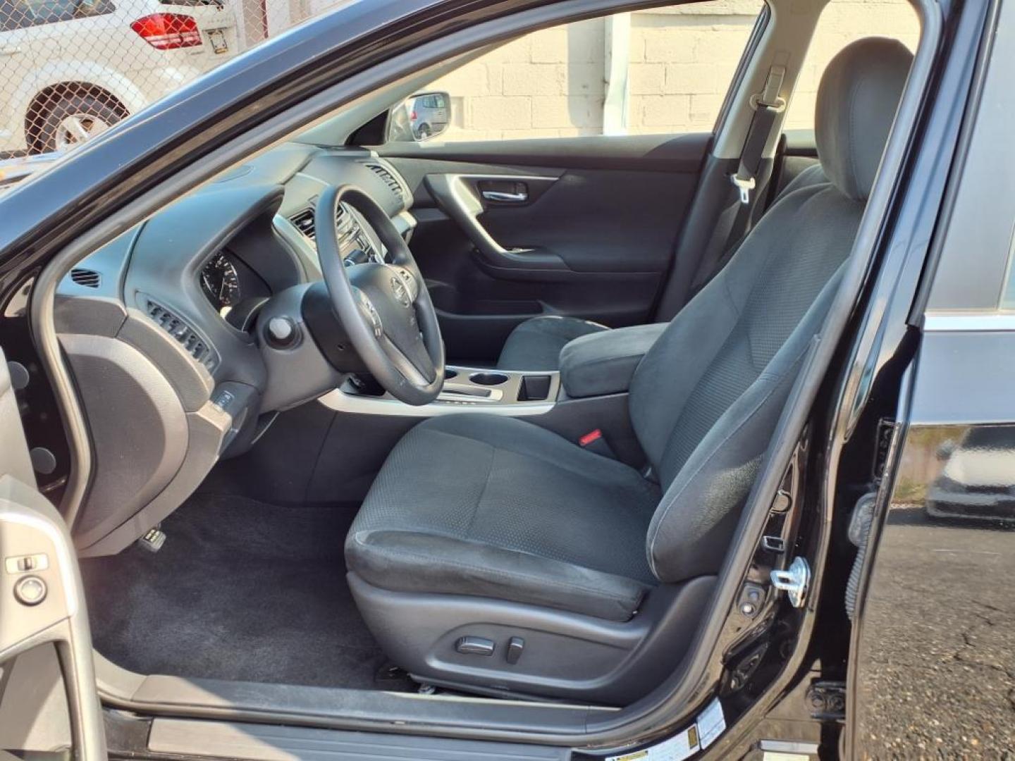2015 Super Black Nissan Altima 2.5 S (1N4AL3AP0FC) with an 2.5L 2.5L I4 182hp 180ft. lbs. Sequential-Port F.I. engine, CVT transmission, located at 50 Eastern Blvd., Essex, MD, 21221, (410) 686-3444, 39.304367, -76.484947 - Photo#11