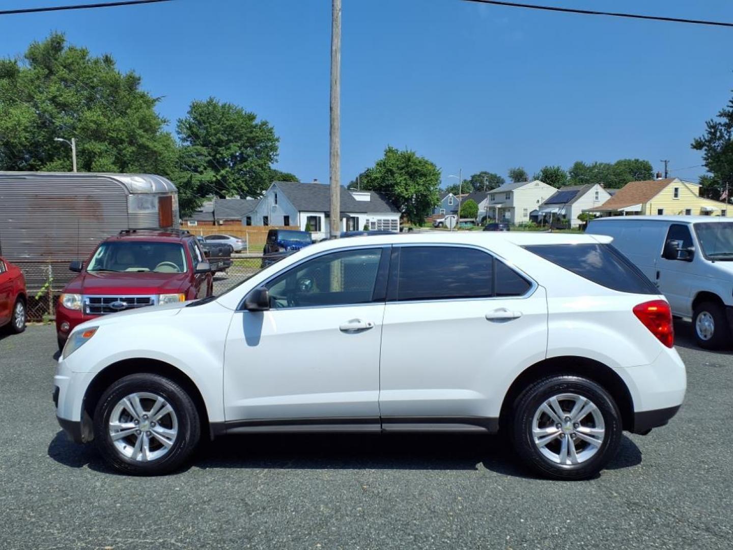 2011 Summit White Chevrolet Equinox LS (2CNFLCEC4B6) with an 2.4L 4 Cylinder Fuel Injected engine, ATAWD transmission, located at 50 Eastern Blvd., Essex, MD, 21221, (410) 686-3444, 39.304367, -76.484947 - Photo#1