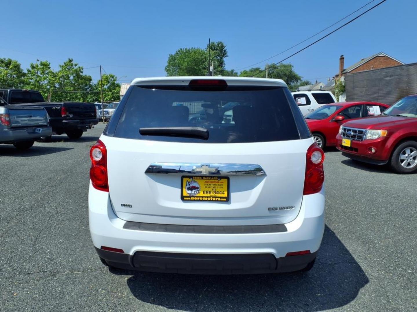2011 Summit White Chevrolet Equinox LS (2CNFLCEC4B6) with an 2.4L 4 Cylinder Fuel Injected engine, ATAWD transmission, located at 50 Eastern Blvd., Essex, MD, 21221, (410) 686-3444, 39.304367, -76.484947 - Photo#3