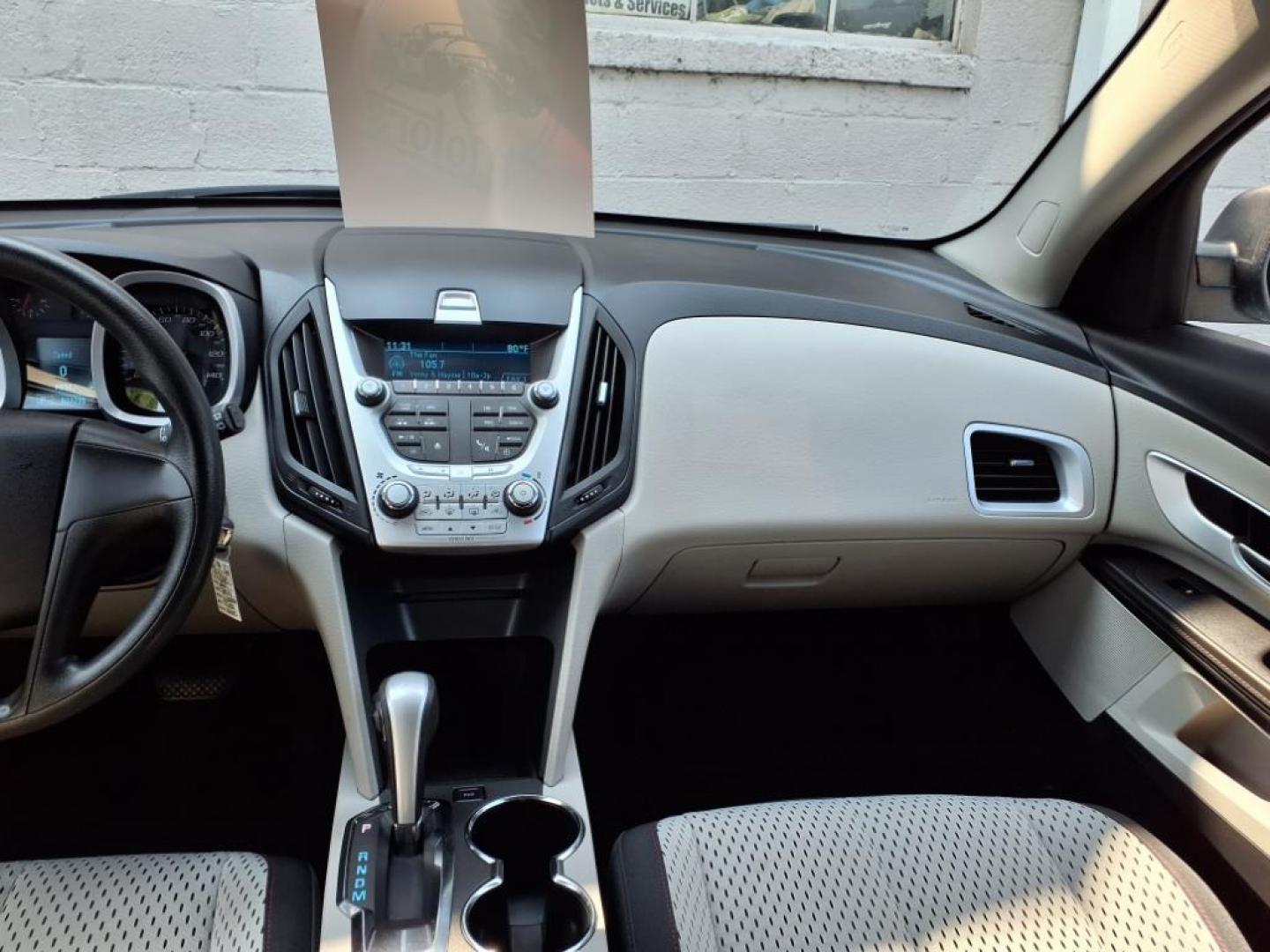 2011 Summit White Chevrolet Equinox LS (2CNFLCEC4B6) with an 2.4L 4 Cylinder Fuel Injected engine, ATAWD transmission, located at 50 Eastern Blvd., Essex, MD, 21221, (410) 686-3444, 39.304367, -76.484947 - Photo#15