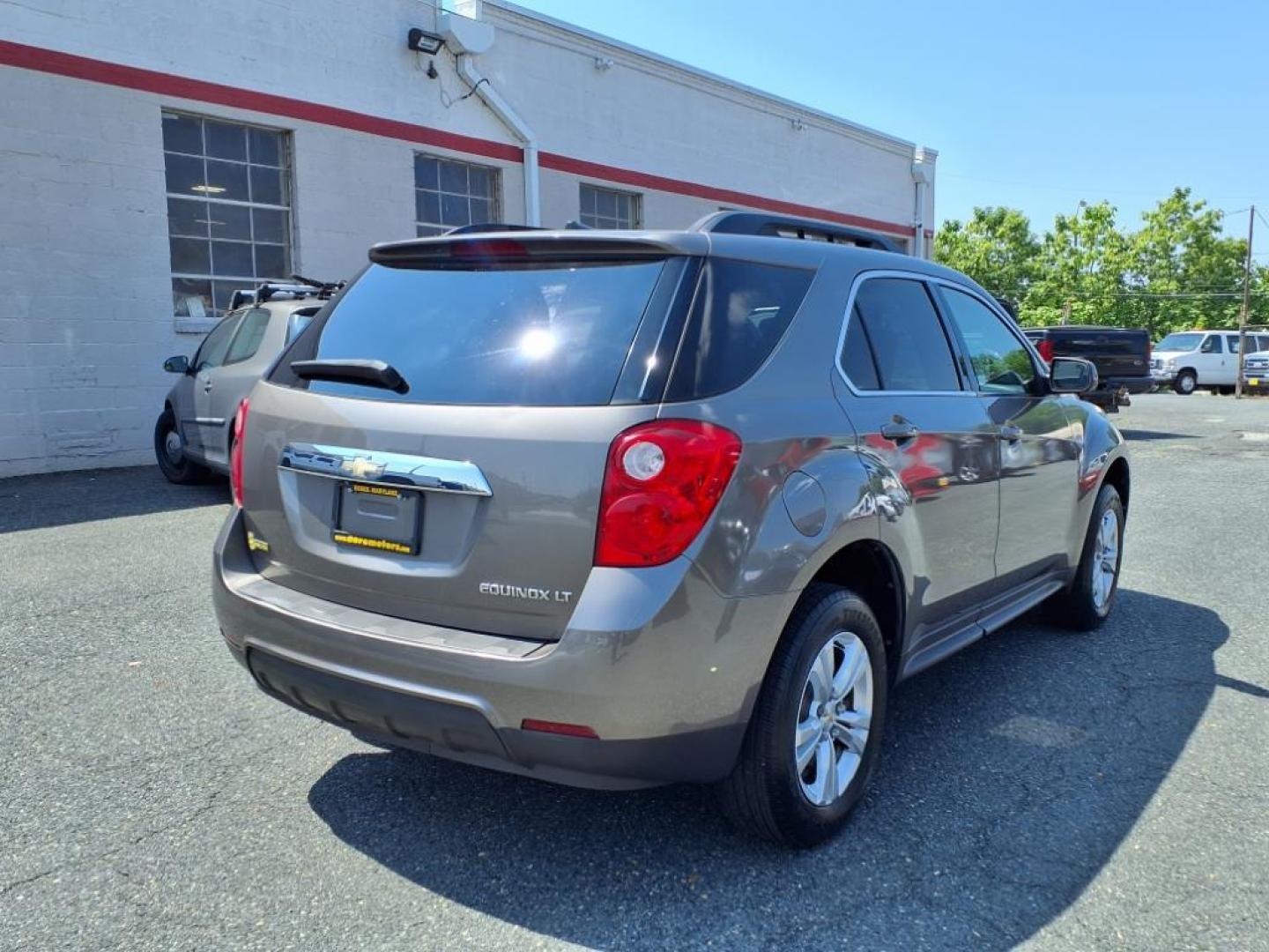 2011 Mocha Steel Metallic Chevrolet Equinox LT (2CNALDECXB6) with an 2.4L 4 Cylinder Fuel Injected engine, Automatic transmission, located at 50 Eastern Blvd., Essex, MD, 21221, (410) 686-3444, 39.304367, -76.484947 - Photo#5