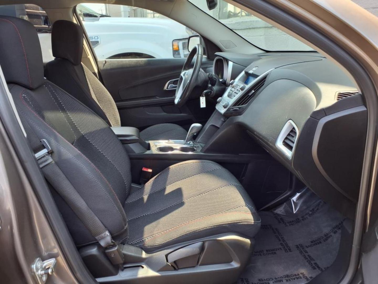 2011 Mocha Steel Metallic Chevrolet Equinox LT (2CNALDECXB6) with an 2.4L 4 Cylinder Fuel Injected engine, Automatic transmission, located at 50 Eastern Blvd., Essex, MD, 21221, (410) 686-3444, 39.304367, -76.484947 - Photo#17