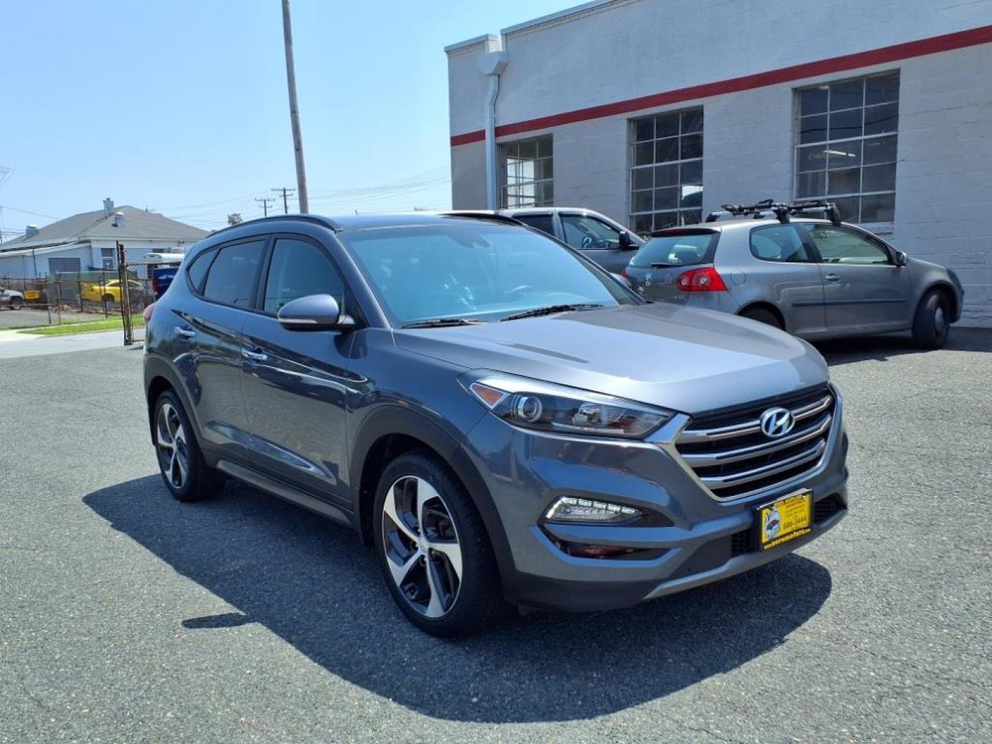 2016 Coliseum Gray Hyundai TUCSON Limited (KM8J33A22GU) with an 1.6L 4 Cylinder Turbocharged engine, AT AWD transmission, located at 50 Eastern Blvd., Essex, MD, 21221, (410) 686-3444, 39.304367, -76.484947 - Photo#7