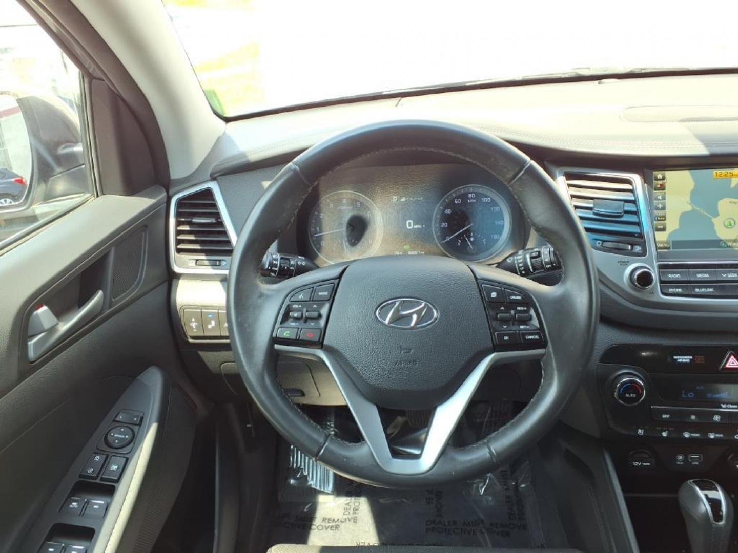 2016 Coliseum Gray Hyundai TUCSON Limited (KM8J33A22GU) with an 1.6L 4 Cylinder Turbocharged engine, AT AWD transmission, located at 50 Eastern Blvd., Essex, MD, 21221, (410) 686-3444, 39.304367, -76.484947 - Photo#14